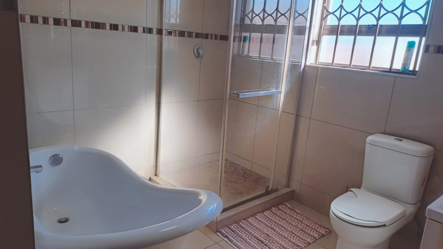 3 Bedroom Property for Sale in Ikageng North West